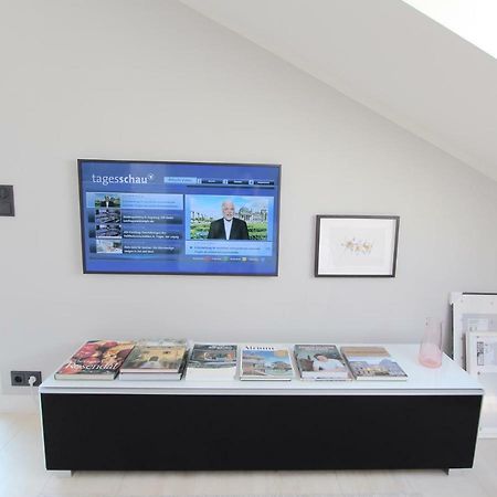 Loft Am See Mit Privatem Badestrand Und Klimaanlage Immenstaad am Bodensee Luaran gambar