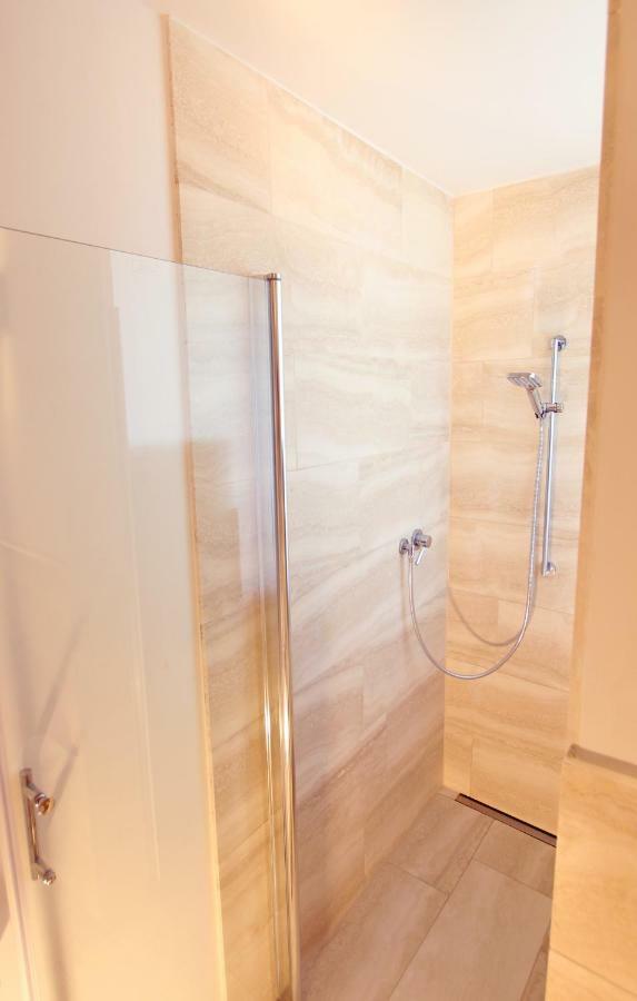 Loft Am See Mit Privatem Badestrand Und Klimaanlage Immenstaad am Bodensee Luaran gambar