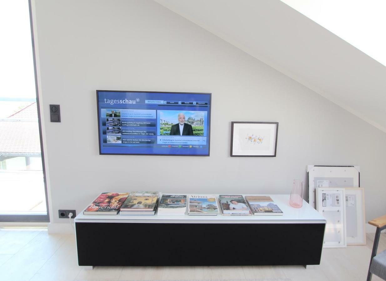 Loft Am See Mit Privatem Badestrand Und Klimaanlage Immenstaad am Bodensee Luaran gambar